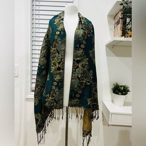 Gorgeous Susan Graver Floral Patterned Shawl with Fringe / Green